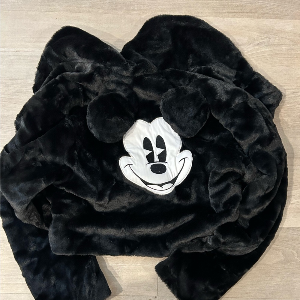 Cakeworthy Disney Mickey faux fur jacket